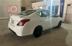 نيسان فيرسا